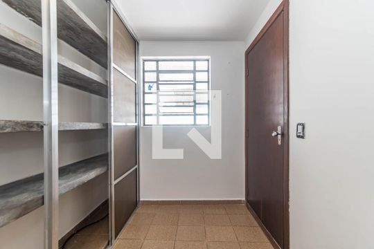 Quarto de Serviço de casa à venda com 2 quartos, 100m² em Cidade Monções, São Paulo