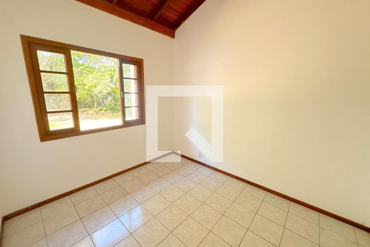 Quarto 2 de casa para alugar com 4 quartos, 691m² em Ingleses do Rio Vermelho, Florianópolis