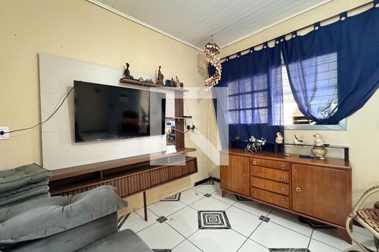 Sala de casa à venda com 1 quarto, 80m² em Santos Dumont, São Leopoldo