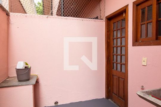 Área de Serviço de casa de condomínio para alugar com 2 quartos, 120m² em Parque das Universidades, Campinas
