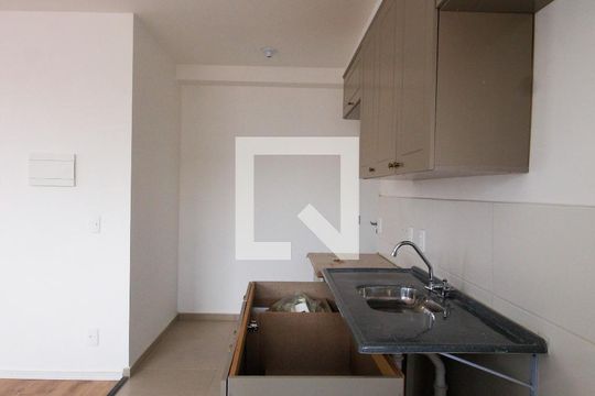 Sala / Cozinha / Área de serviço de apartamento à venda com 2 quartos, 40m² em Jardim Maria Duarte, São Paulo
