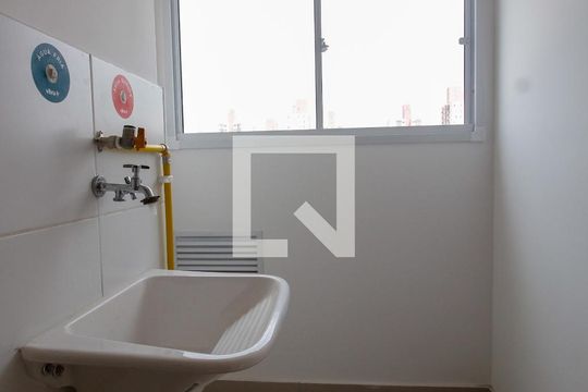 Sala / Cozinha / Área de serviço de apartamento à venda com 2 quartos, 40m² em Jardim Maria Duarte, São Paulo