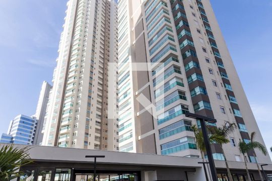 Fachada  de apartamento à venda com 4 quartos, 338m² em Alphaville Empresarial, Barueri