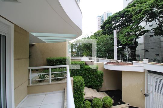 Quarto 1 - Varanda de casa à venda com 4 quartos, 790m² em Água Fria, São Paulo