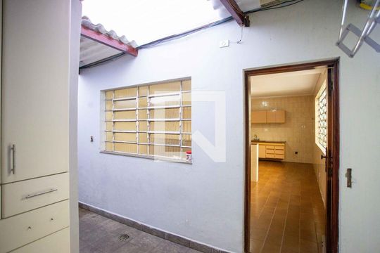 Área de Serviço de casa à venda com 3 quartos, 325m² em Centro, Diadema