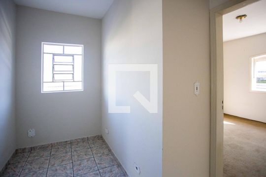 Circulação de casa à venda com 3 quartos, 325m² em Centro, Diadema