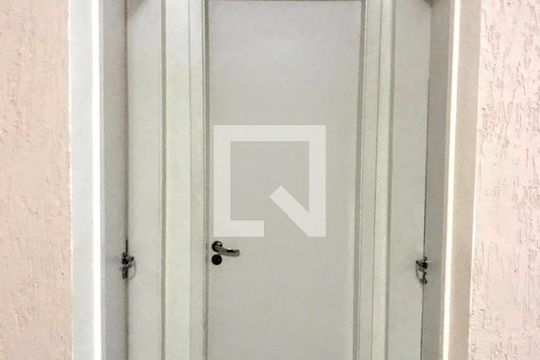 Corredor de apartamento à venda com 3 quartos, 52m² em Salgado Filho, Belo Horizonte