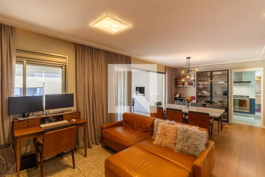 Sala de apartamento à venda com 3 quartos, 150m² em Sumarezinho, São Paulo