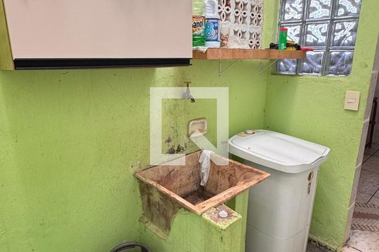 Área de Serviço de casa à venda com 3 quartos, 243m² em Jardim dos Oliveiras, Campinas