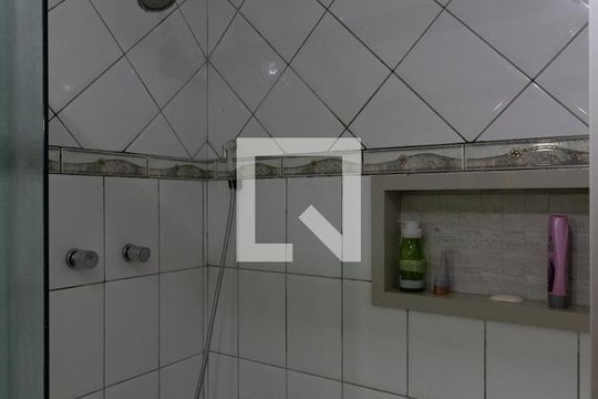 Banheiro da Suíte de casa à venda com 5 quartos, 208m² em Jardim Ponte Rasa, São Paulo