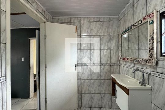 Banheiro de apartamento à venda com 2 quartos, 56m² em Santo Andre, São Leopoldo