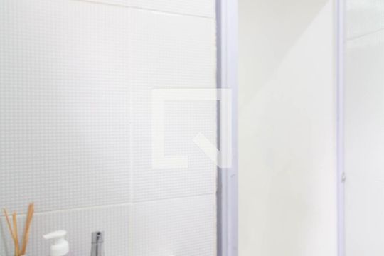 Banheiro 2 de casa à venda com 4 quartos, 138m² em Vila Carmosina, São Paulo