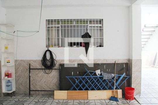 Quintal / Garagem de casa à venda com 4 quartos, 287m² em Jardim Figueira, Guarulhos