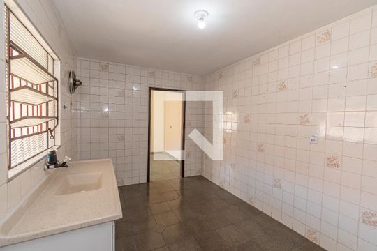 Cozinha  de casa para alugar com 3 quartos, 250m² em Jardim Denadai (nova Veneza), Sumaré