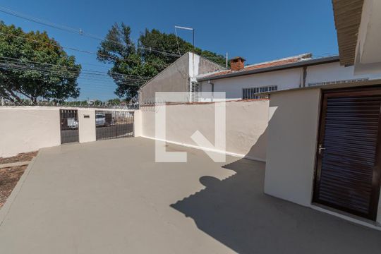 Quintal de casa para alugar com 3 quartos, 250m² em Jardim Denadai (nova Veneza), Sumaré