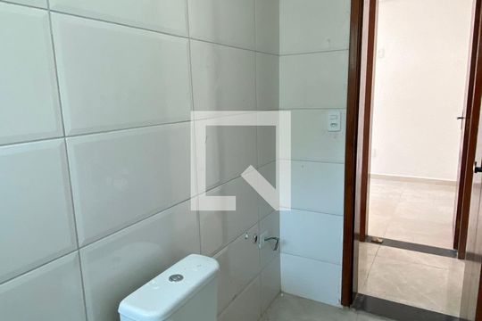 Banheiro de casa à venda com 2 quartos, 85m² em Parque Novo Oratório, Santo André