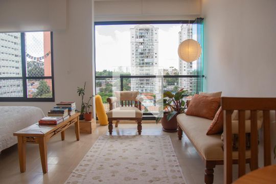 Sala de apartamento para alugar com 1 quarto, 35m² em Jardim Hipico, São Paulo