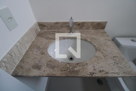 Banheiro da Suíte 1 de apartamento à venda com 2 quartos, 74m² em Nova Campinas, Campinas