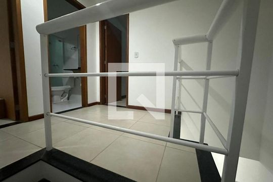 Casa à venda com 4 quartos, 135m² em Loteamento Maravista, Niterói