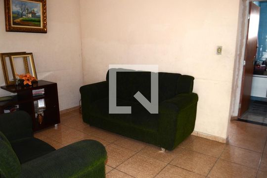 Sala de casa para alugar com 2 quartos, 160m² em Ribeiro de Abreu, Belo Horizonte