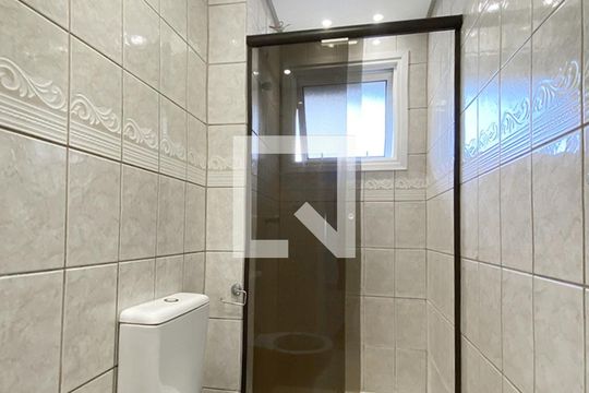 Banheiro de apartamento à venda com 2 quartos, 58m² em Feitoria, São Leopoldo
