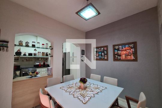 Sala de Jantar de casa à venda com 3 quartos, 250m² em Vila Independencia, São Paulo