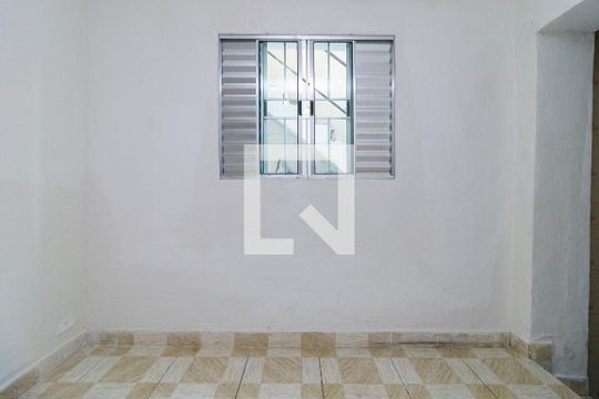 Quarto de casa para alugar com 1 quarto, 20m² em Vila das Belezas, São Paulo