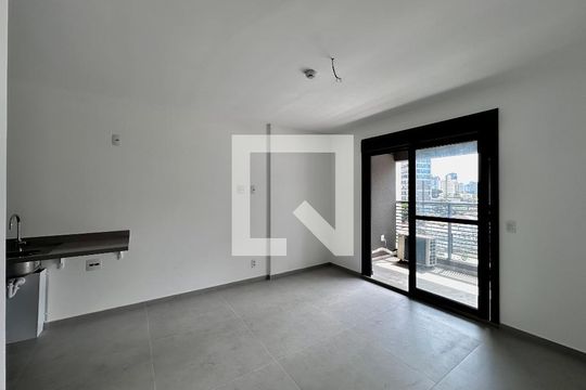 Quarto de kitnet/studio à venda com 0 quarto, 38m² em Jardim das Acacias, São Paulo