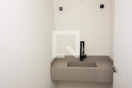 Lavabo de casa de condomínio à venda com 3 quartos, 209m² em Ipanema, Porto Alegre