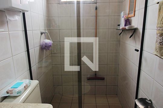 Banheiro Social de apartamento à venda com 2 quartos, 70m² em Baeta Neves, São Bernardo do Campo