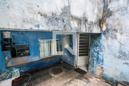 Quintal de casa para alugar com 3 quartos, 200m² em Vila Junqueira, Santo André