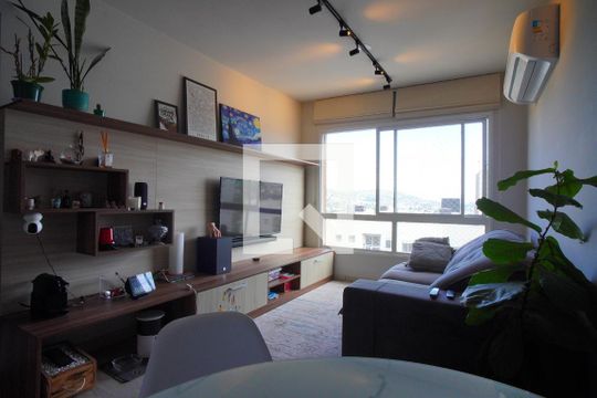 Sala de apartamento à venda com 2 quartos, 64m² em Jardim Carvalho, Porto Alegre