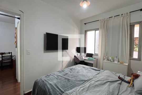 Quarto de apartamento à venda com 1 quarto, 60m² em Vila Madalena, São Paulo