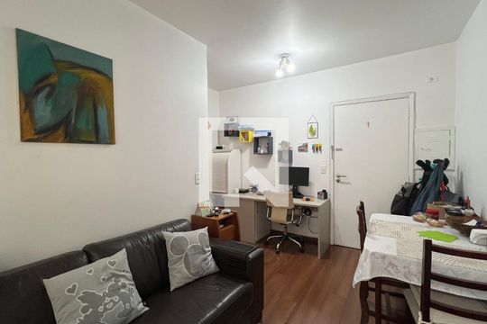 Sala de apartamento à venda com 1 quarto, 60m² em Vila Madalena, São Paulo