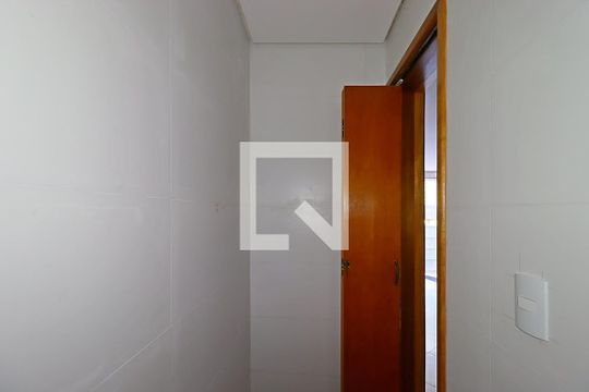 Lavabo de casa para alugar com 2 quartos, 100m² em Jardim Santo Alberto, Santo André