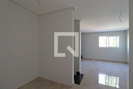 Cozinha de casa à venda com 2 quartos, 100m² em Jardim Santo Alberto, Santo André