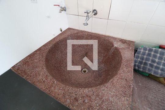 Área de Serviço de casa para alugar com 4 quartos, 290m² em Martins, Uberlândia