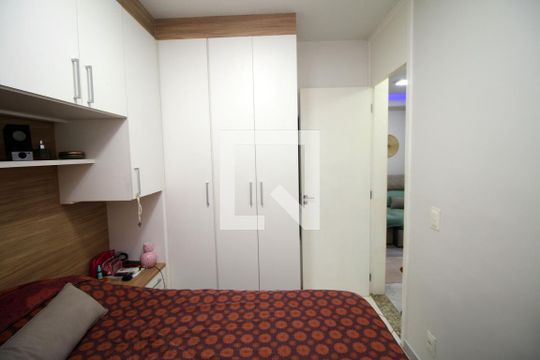 Quarto 1 de apartamento à venda com 2 quartos, 48m² em Parada de Lucas, Rio de Janeiro