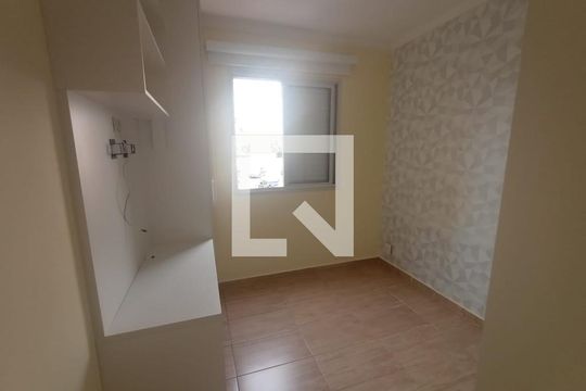 Quarto 1 de apartamento à venda com 2 quartos, 48m² em Jardim Sabara, São Paulo