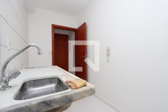 Cozinha de apartamento para alugar com 2 quartos, 50m² em Vila Prudente, São Paulo