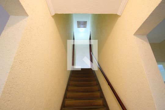 Escada de casa à venda com 3 quartos, 160m² em Tatuapé, São Paulo