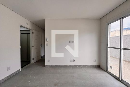 Sala de apartamento à venda com 2 quartos, 66m² em Jardim Utinga, Santo André