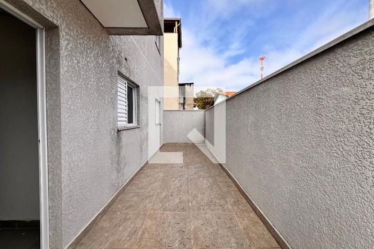 Área privativa de apartamento à venda com 2 quartos, 66m² em Jardim Utinga, Santo André