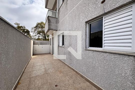 Área privativa de apartamento à venda com 2 quartos, 66m² em Jardim Utinga, Santo André