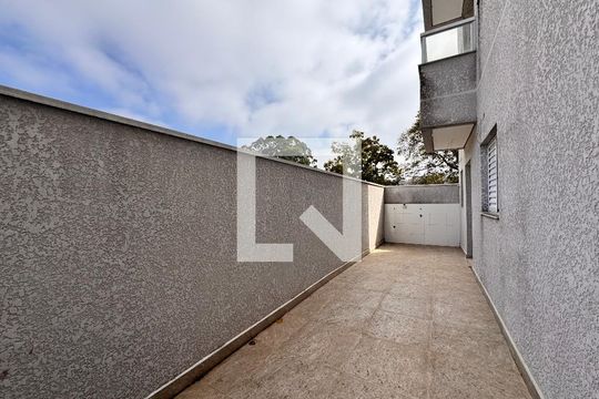 Área privativa de apartamento à venda com 2 quartos, 66m² em Jardim Utinga, Santo André