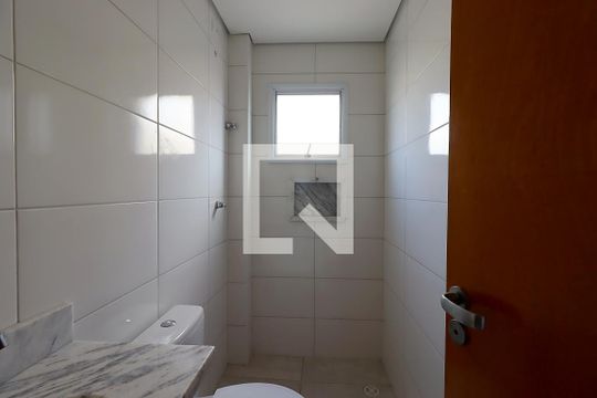 Banheiro Social de apartamento à venda com 2 quartos, 67m² em Jardim Santo Alberto, Santo André