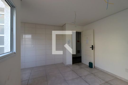 Sala de apartamento à venda com 2 quartos, 67m² em Jardim Santo Alberto, Santo André