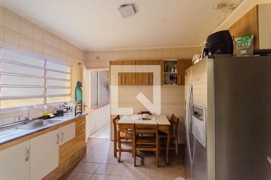 Cozinha de casa à venda com 2 quartos, 250m² em Cambuci, São Paulo