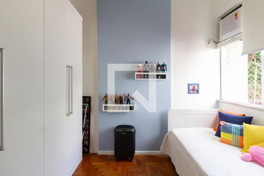 Quarto  de apartamento à venda com 2 quartos, 70m² em Lagoa, Rio de Janeiro