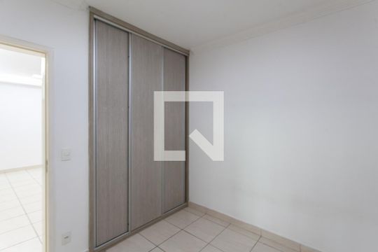 Quarto 2 de apartamento à venda com 2 quartos, 80m² em Ouro Preto, Belo Horizonte
